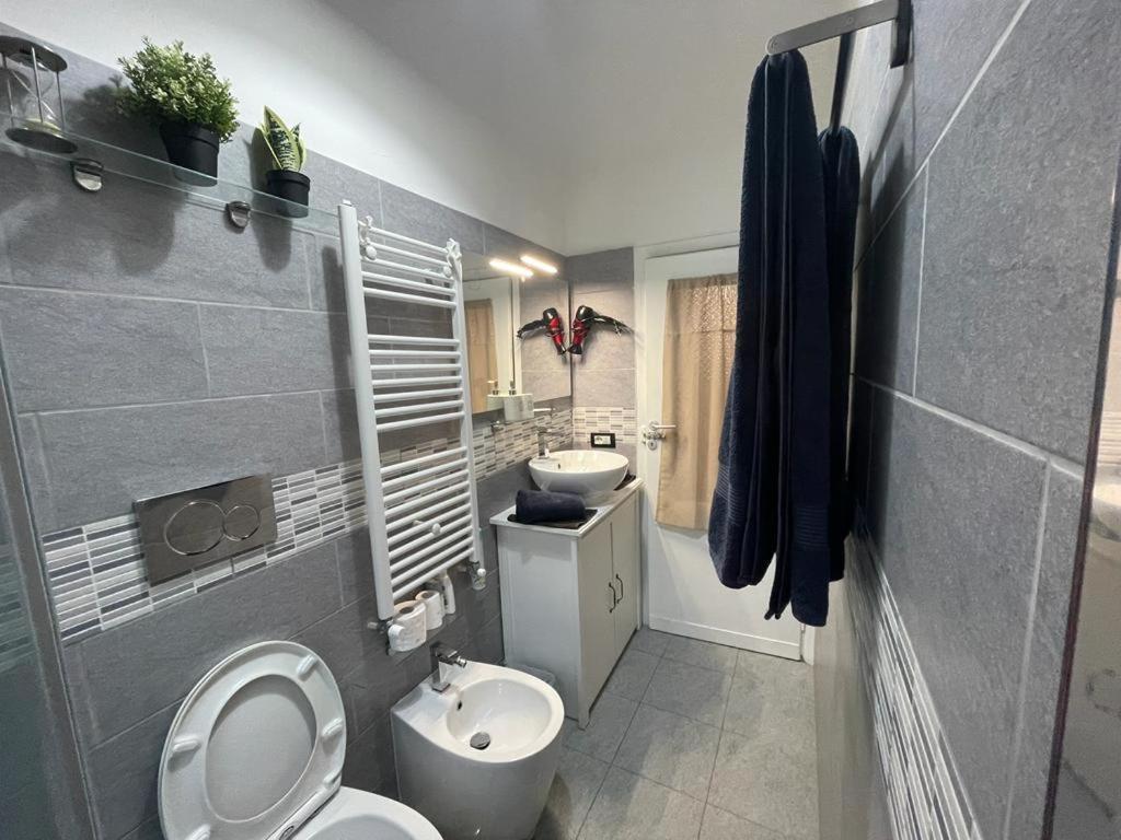Eva Capital Guest House Vitinia Exterior photo